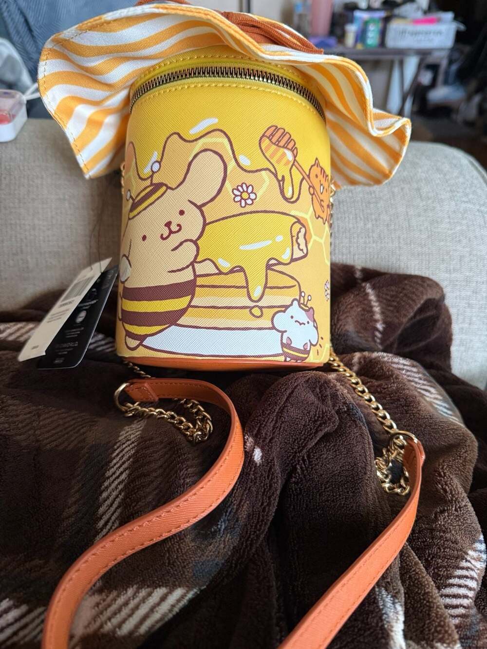 Bioworld Sanrio Pompompurin Honey Bee Crossbody Bag